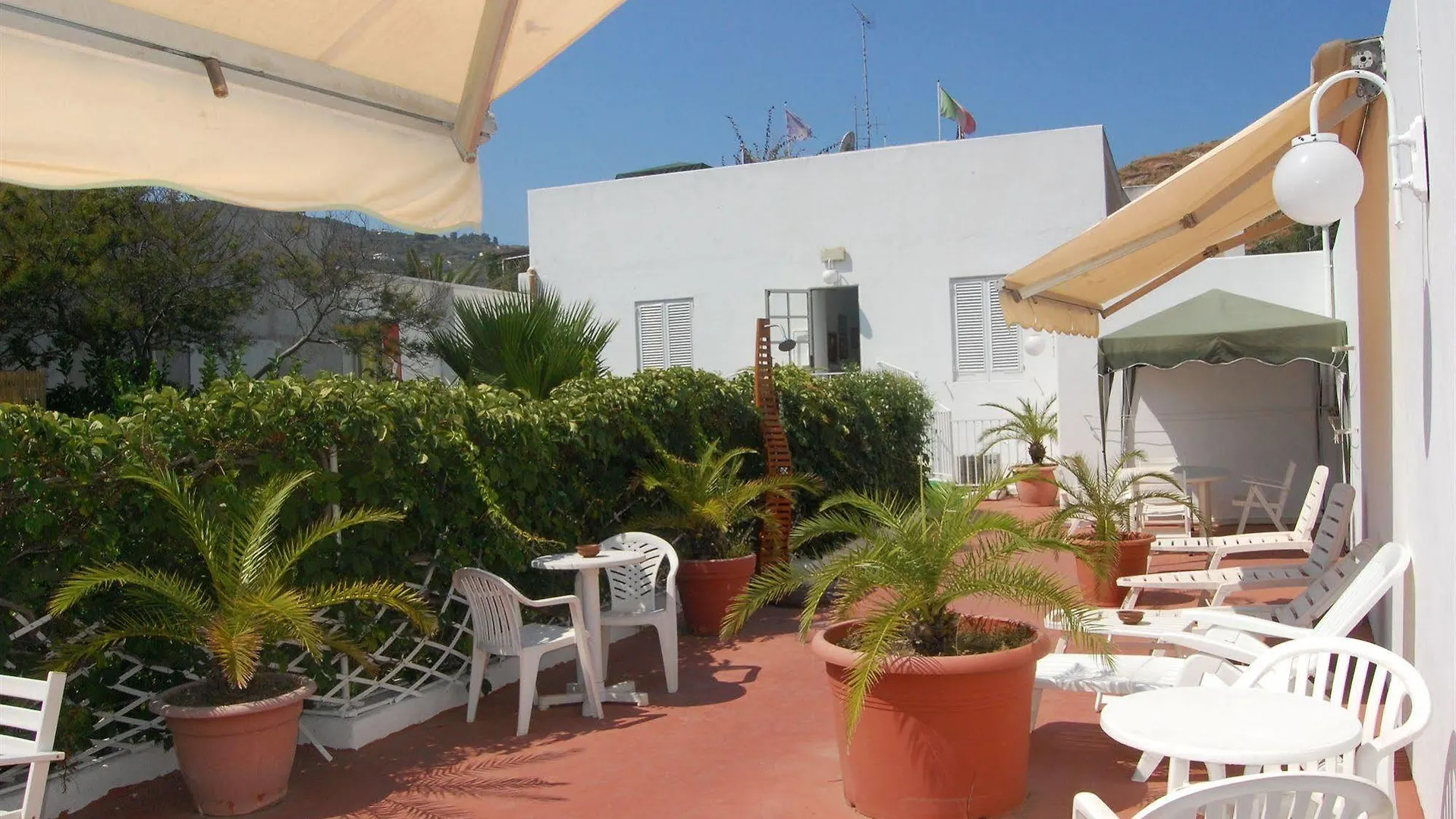 Hotel Villa Augustus Lipari  3*, Lipari (Isola Lipari) Italien